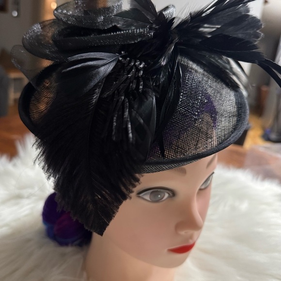saferin Accessories - Elegant Black Feather Fascinator/ New